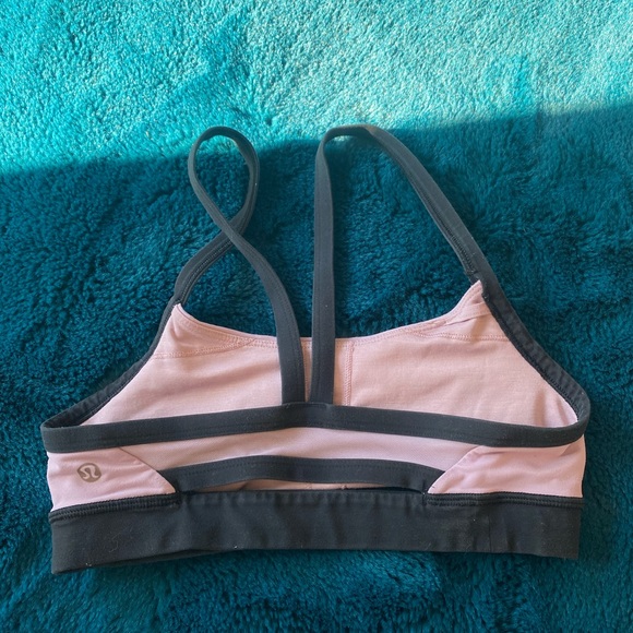 Rare lululemon Sports Bra - Picture 2 of 2